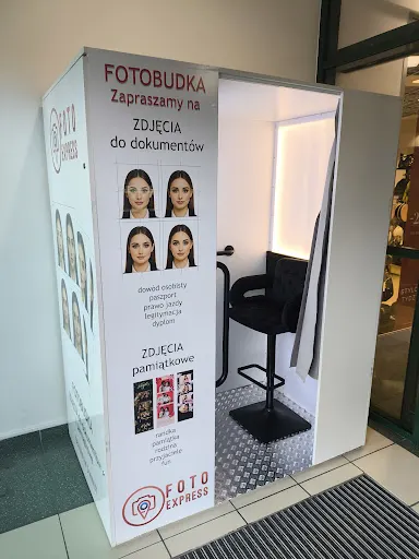 FOTObudka - zdjęcia do dokumentów, zabawne i przyjacielskie